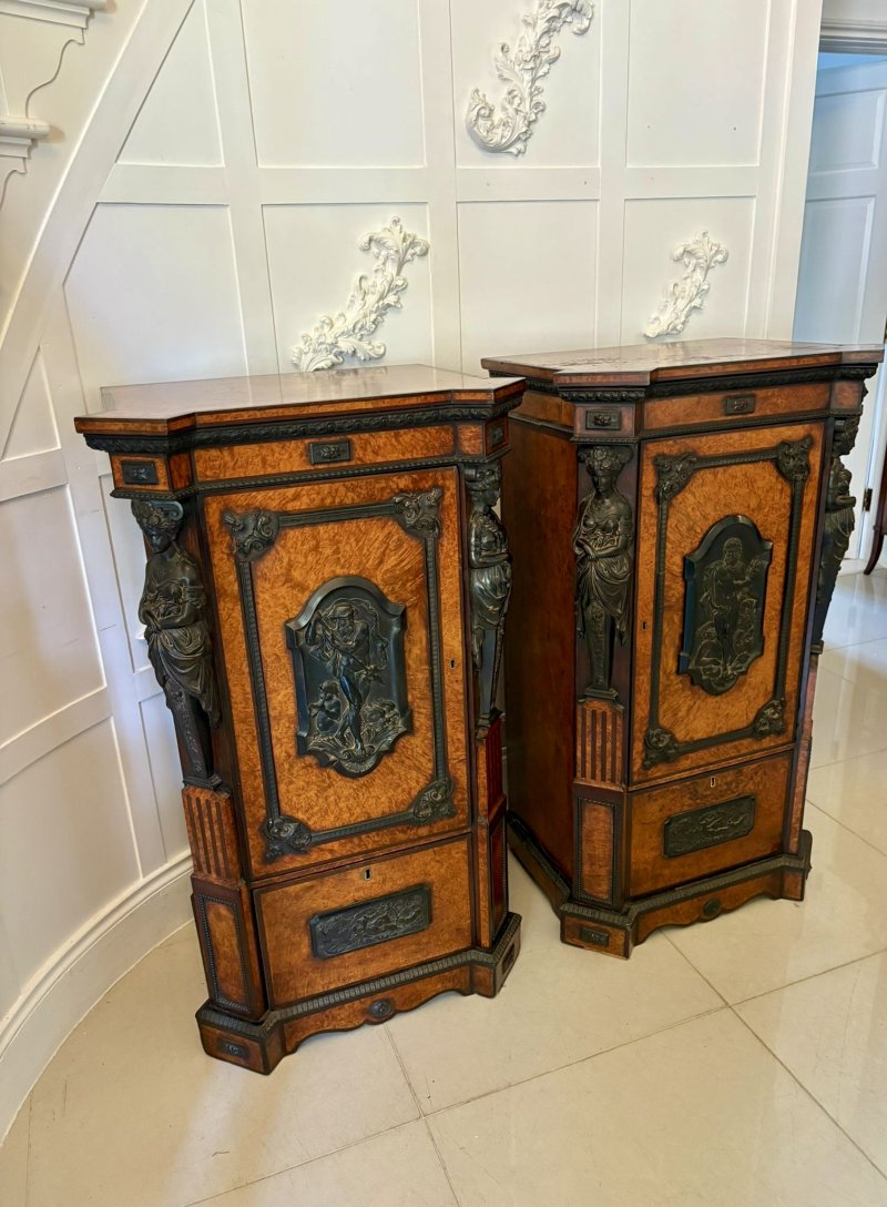 Exhibition Quality Pair of Antique Victorian Amboyna and Carved Ebony Pedestals - Image 4